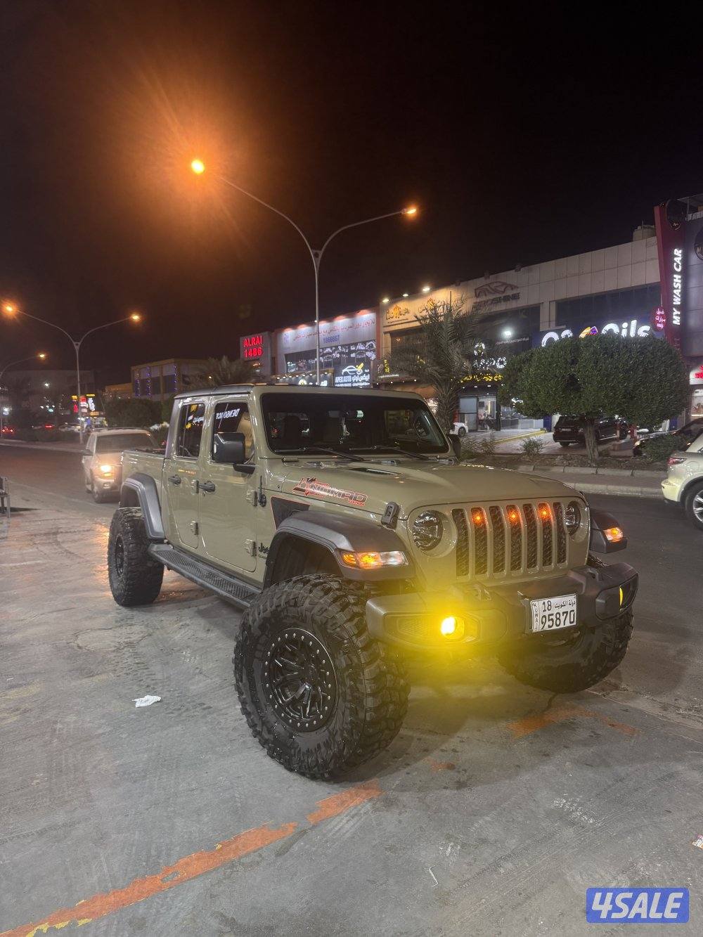 للبيع  جيب قلادييتور ٢٠٢٠1