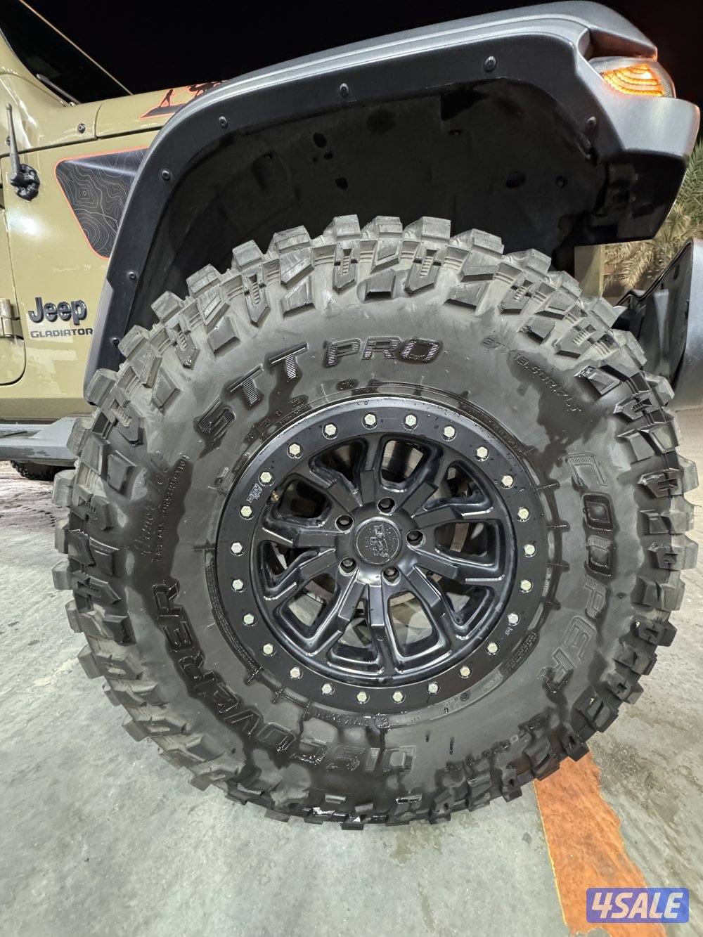 للبيع  جيب قلادييتور ٢٠٢٠10