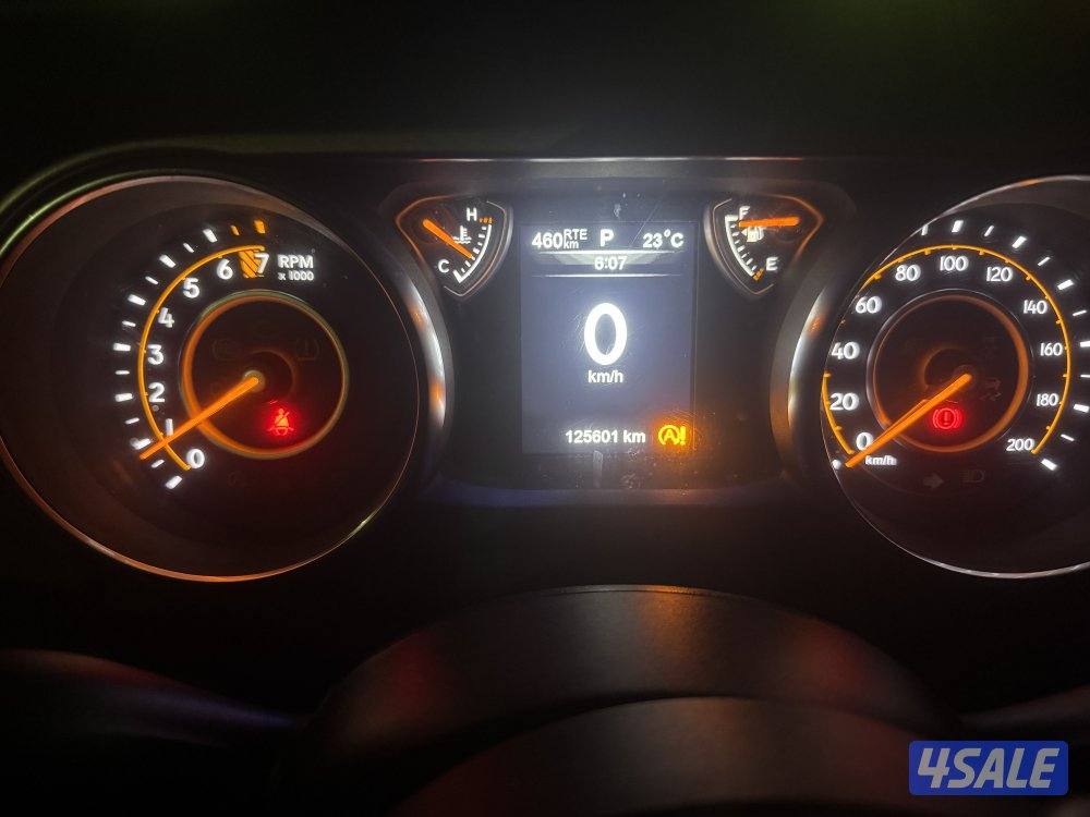 للبيع  جيب قلادييتور ٢٠٢٠13