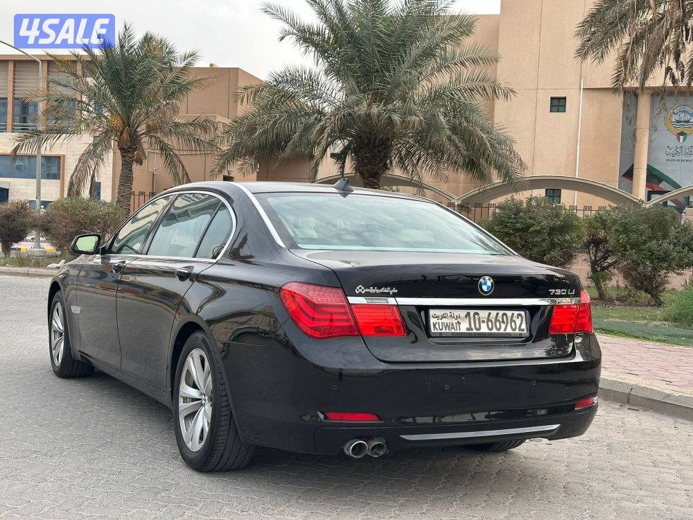 بي ام 730li موديل2012 عداد137الف2