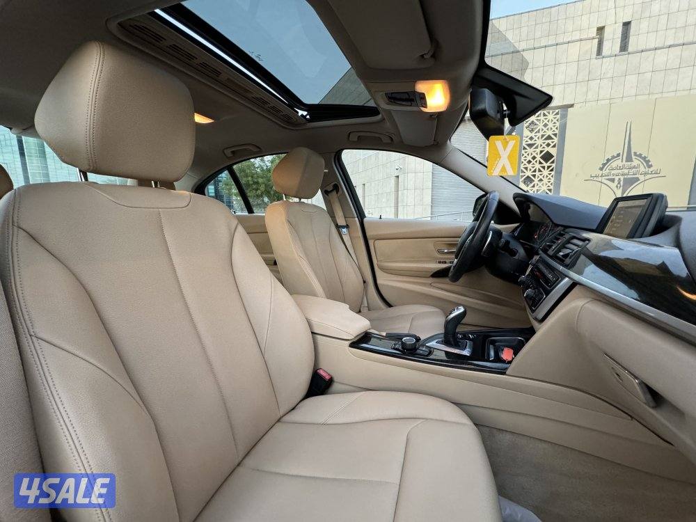 BMW 320i Luxury موديل 2014 بحاله ممتازه جدا9