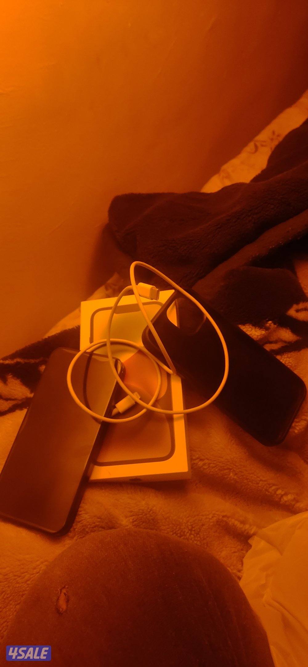 iphone 14 good condition battery health 91 box changer cable available1