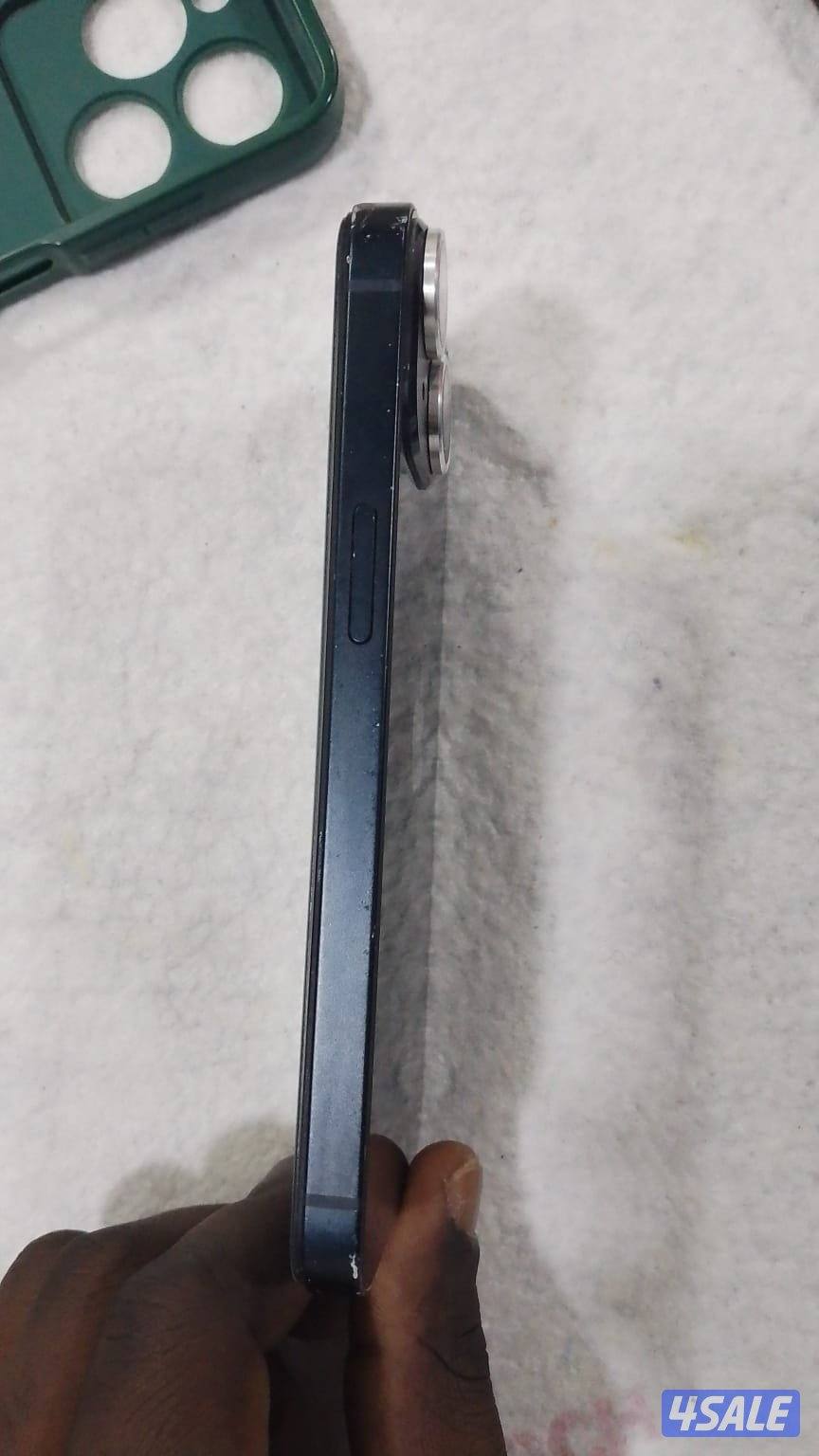 iphone 14 good condition battery health 91 box changer cable available11