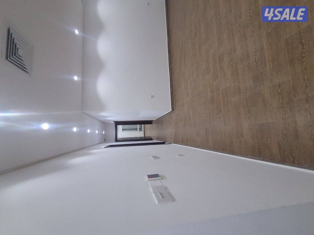 للايجار شقة ممتازة تشطيب سوبرديلوكس مساحة كبيرة في ابو حليفة2