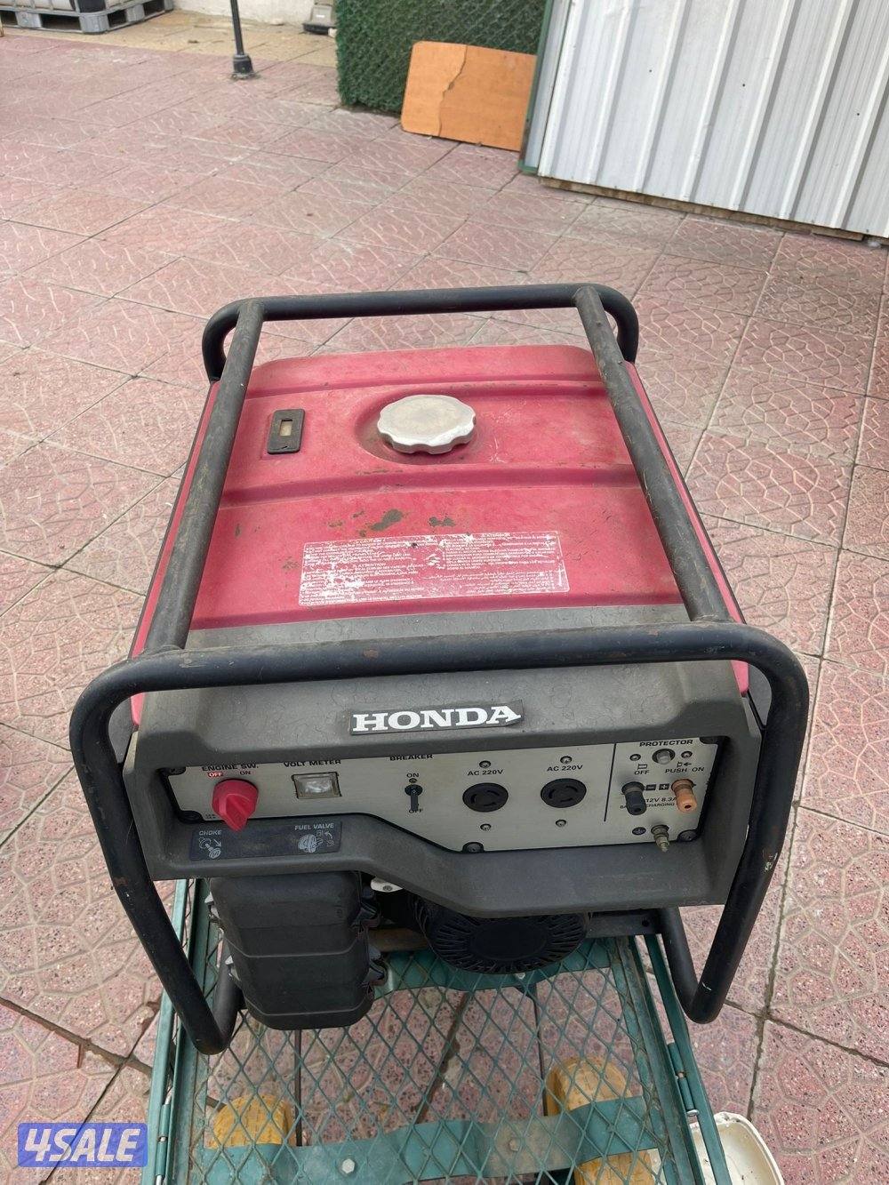 للبيع مكينة هوندا  حجم 2000 كاتم صوت7