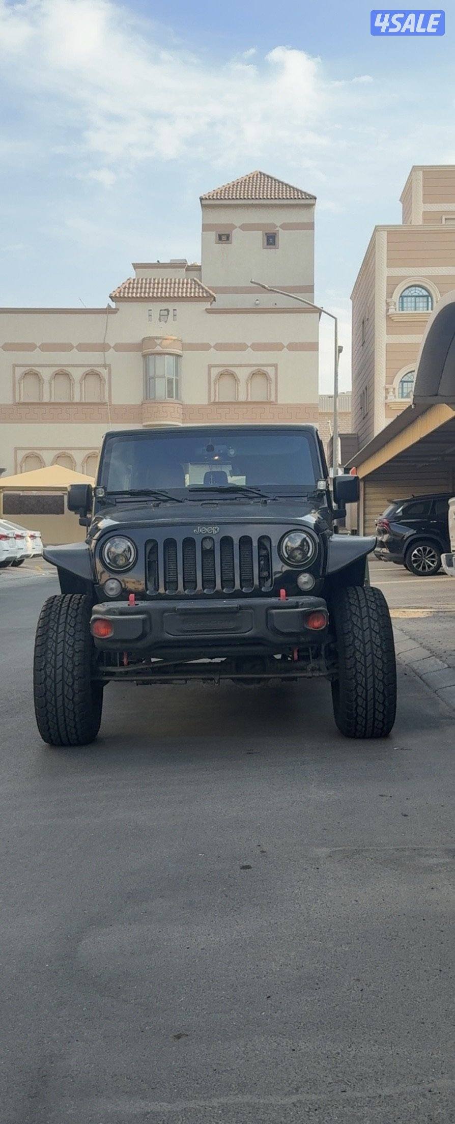 للبيع رانجلر صحارى 2015 ماشي 254 الف1