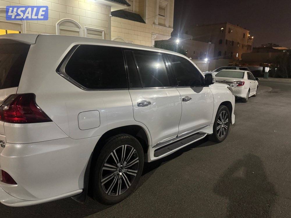 للبيع لكزس شرط الفحص بالكامل3