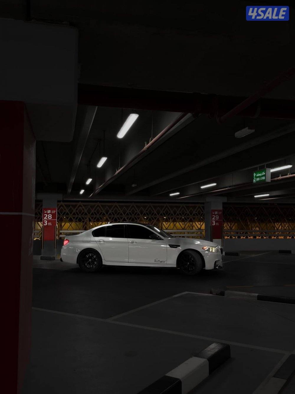 للبيع بي ام m 5 نظيف جدا ماشي174 سيرفس كامل2