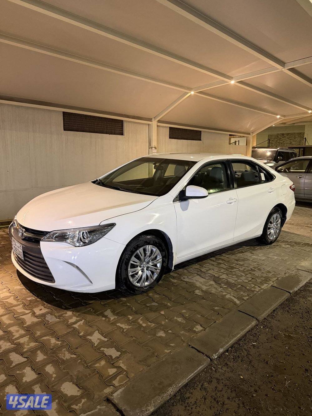 للبيع كامري 20160