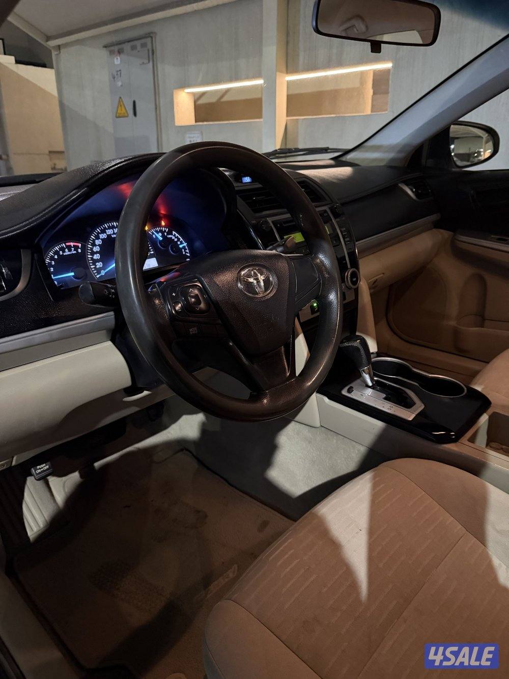 للبيع كامري 20162