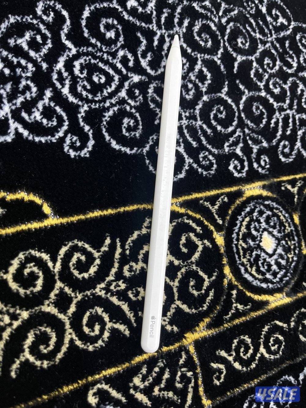 قلم ايباد ابل اصلي الجيل الثاني نظيف وشغال تمام يشتغل ايباد برو واير3