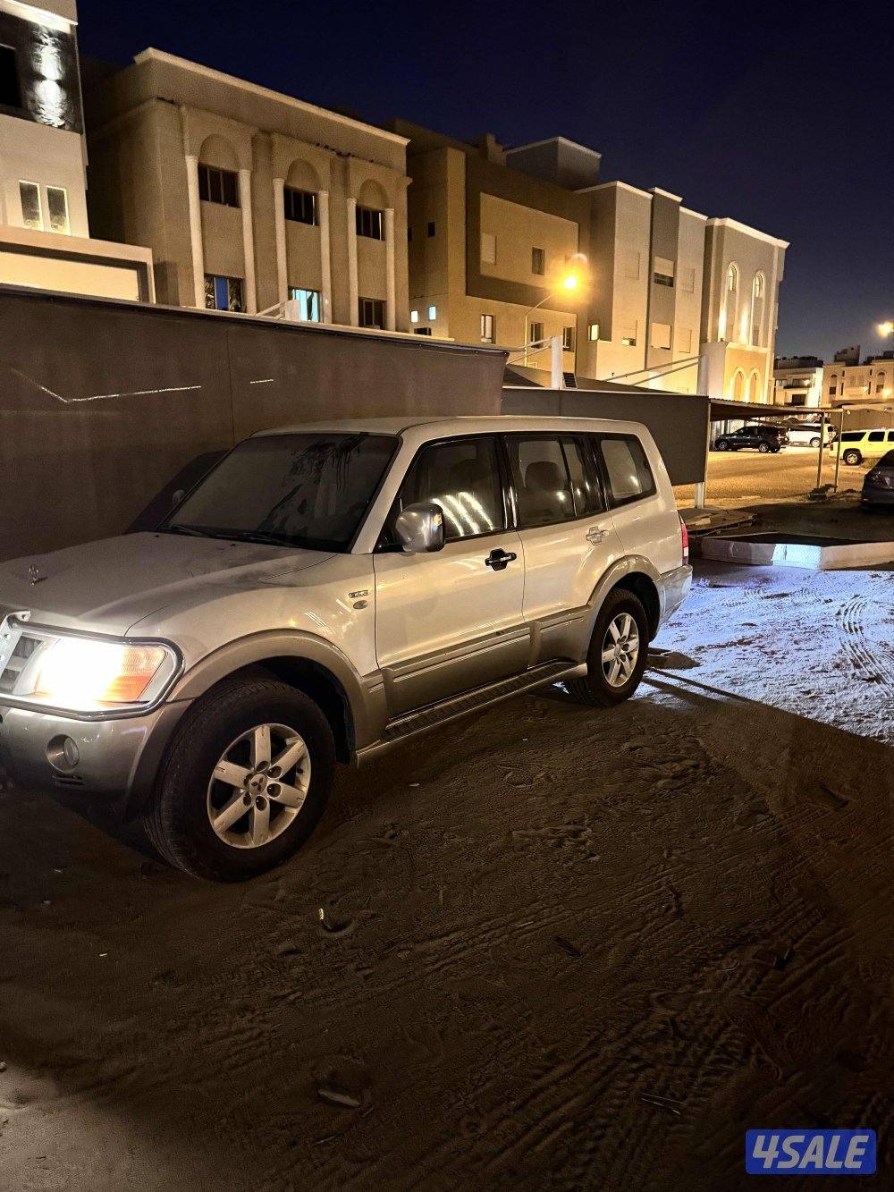 للبيع باجيرو موديل ٢٠٠٧ ماكينة ٣٥٠٠ ( الكبيرة ) ، فيه أصباغ وشاصي سليم4