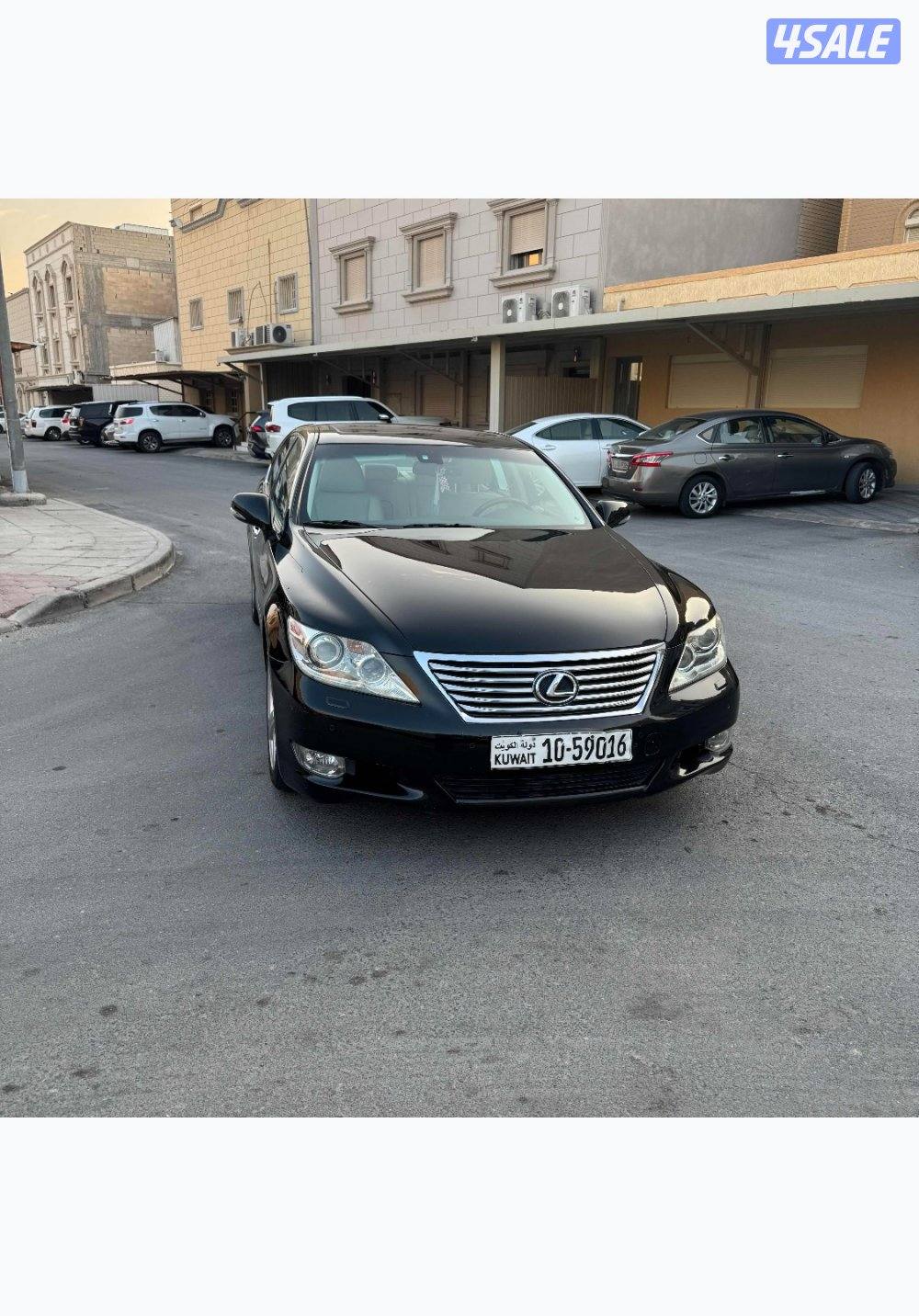 للبيع صالون لكزس 4602