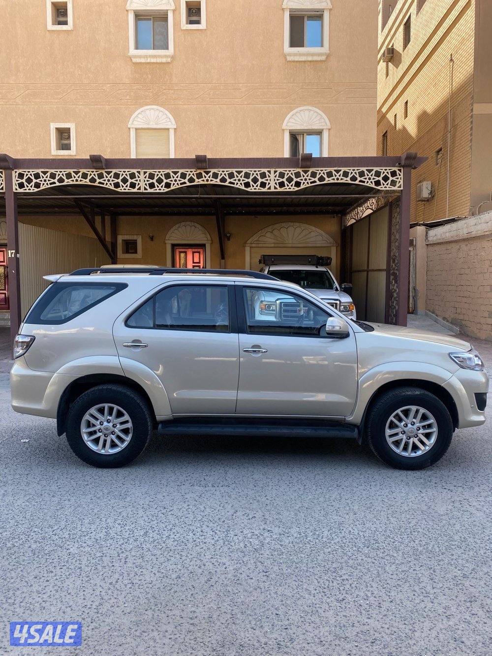 فورنتر موديل 2014 دبل قير 6 سلندر3