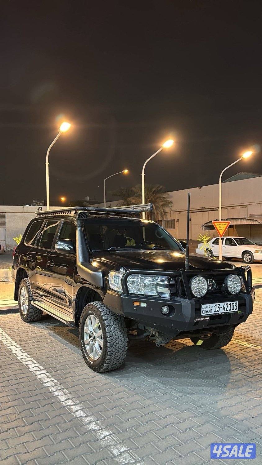 للبيع لاند كروزر مجدد0