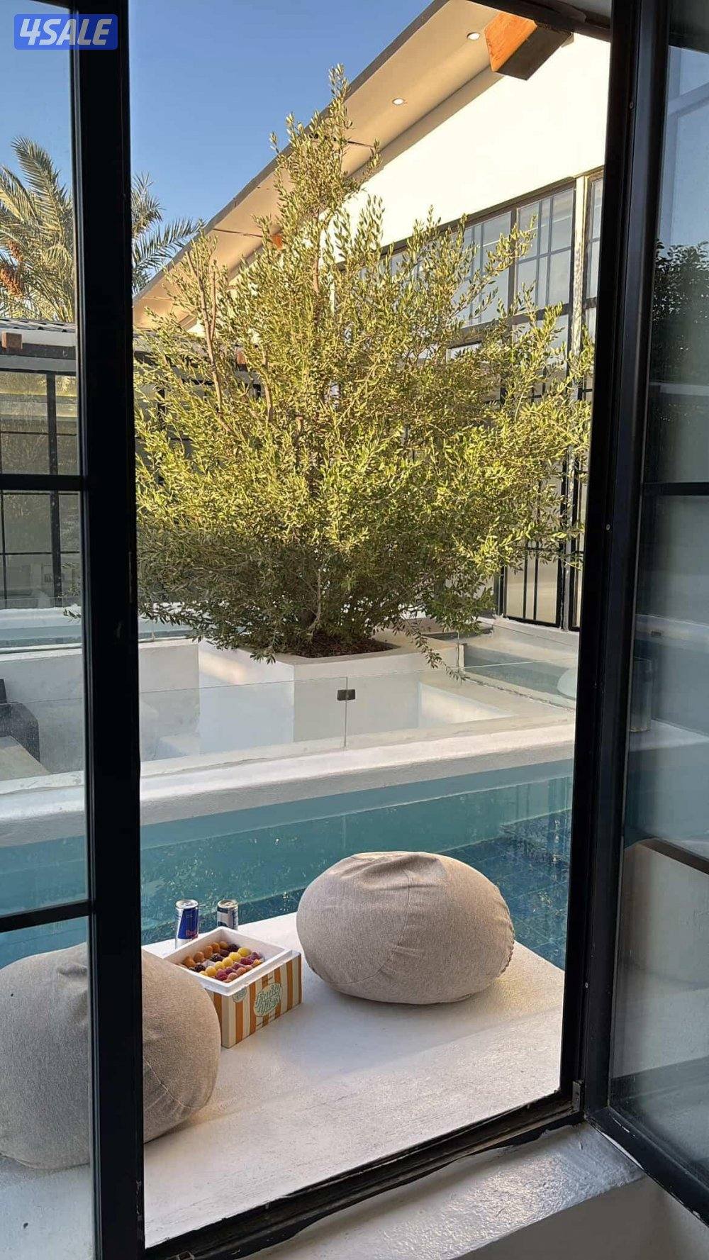 متوفره استراحة فخمه في كبد مكانها قريب.9