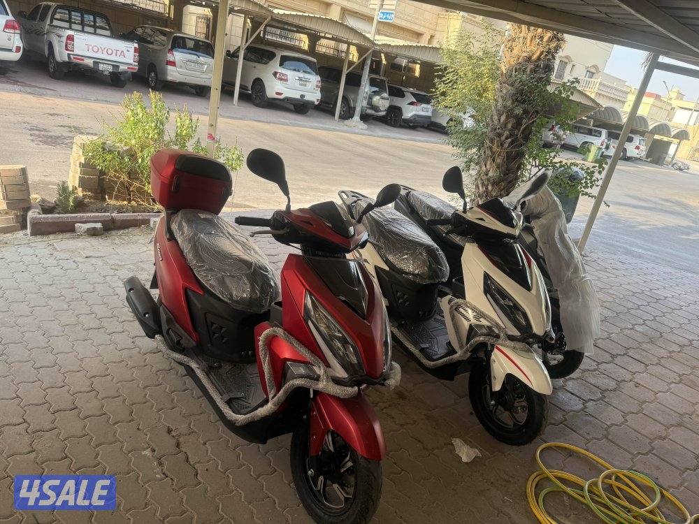 عبدالله الملارك قطعه ٩شارع ٩٢٢منزل ٦٧0