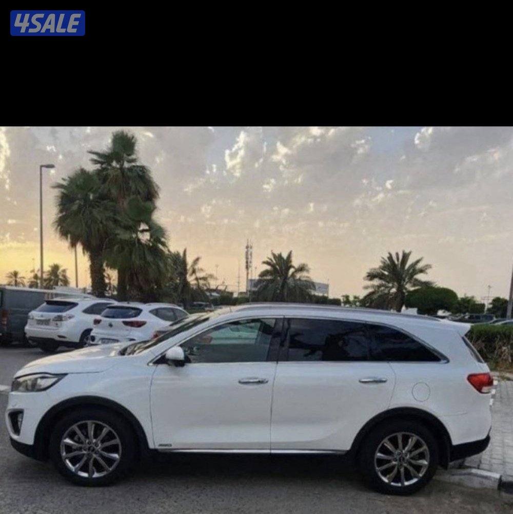 للبيع كيا سورينتو موديل 2015 كامل موصفات ماشي 149شرط الفحص مكينه غير ش0