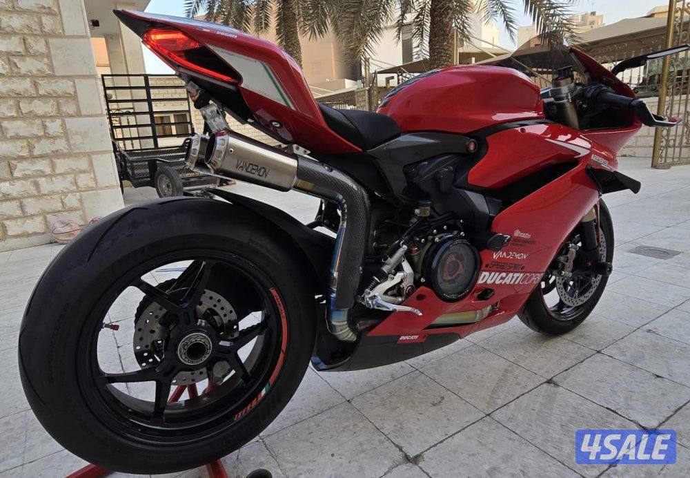 للبيع دوكاتي 1299 V2)   panigale-S)6