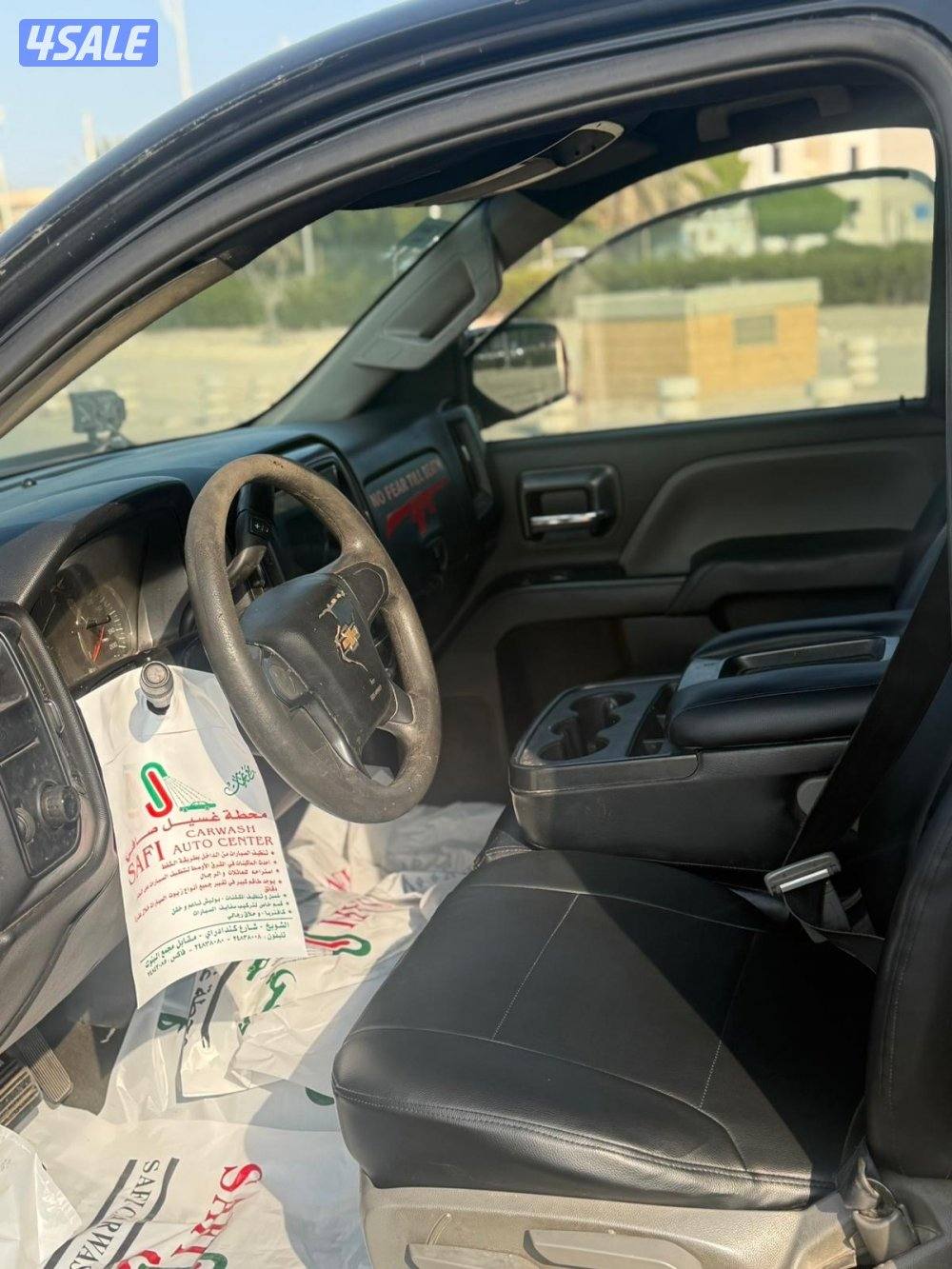 للبيع وانيت سلفرادو 20164