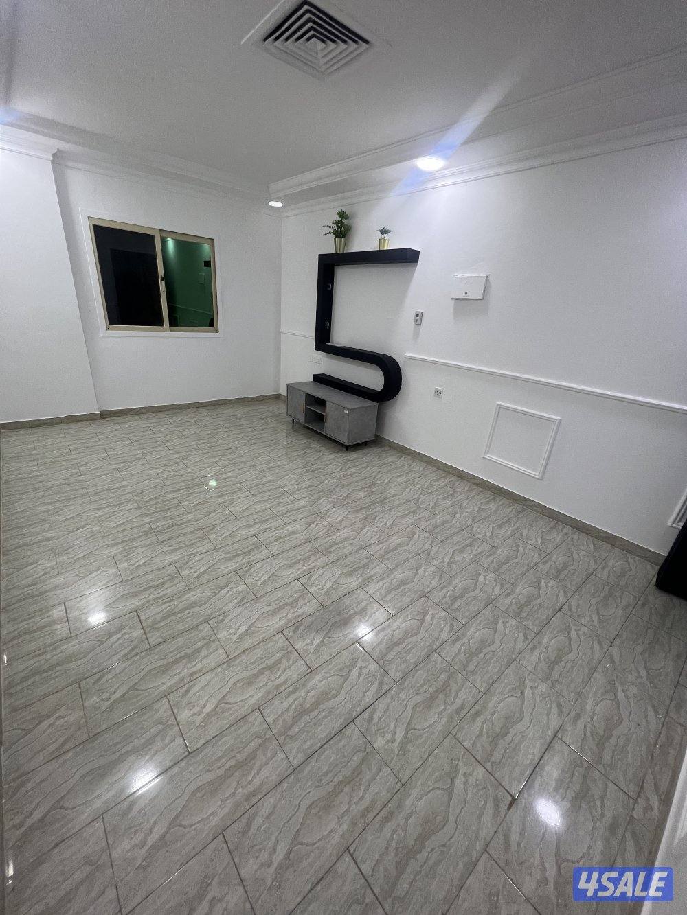 شقق حولي نفس الصور للايجار غرفه و صاله مساحه كبيرة0