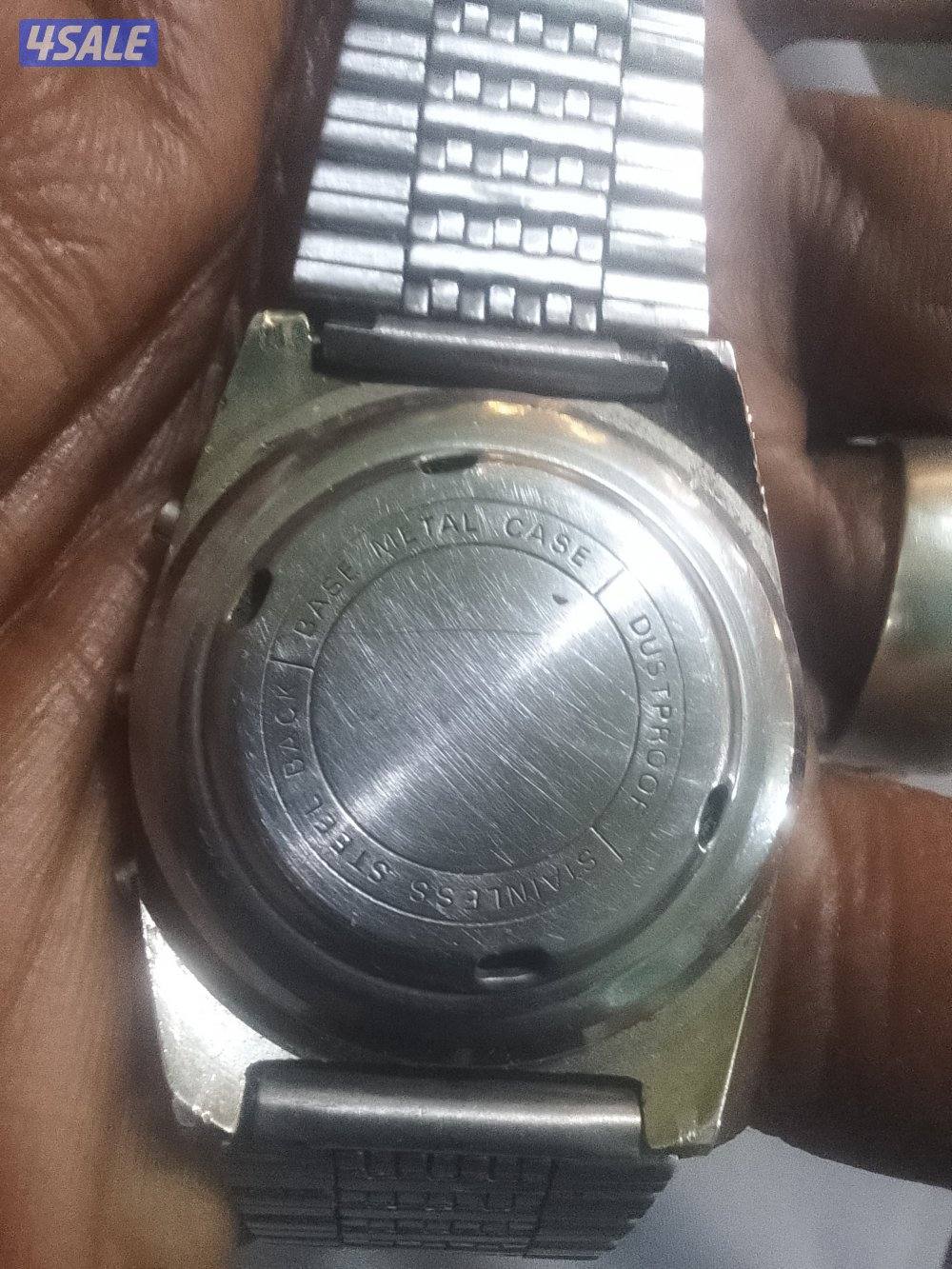 للبيع ساعات كاسيو ومتنوعة8