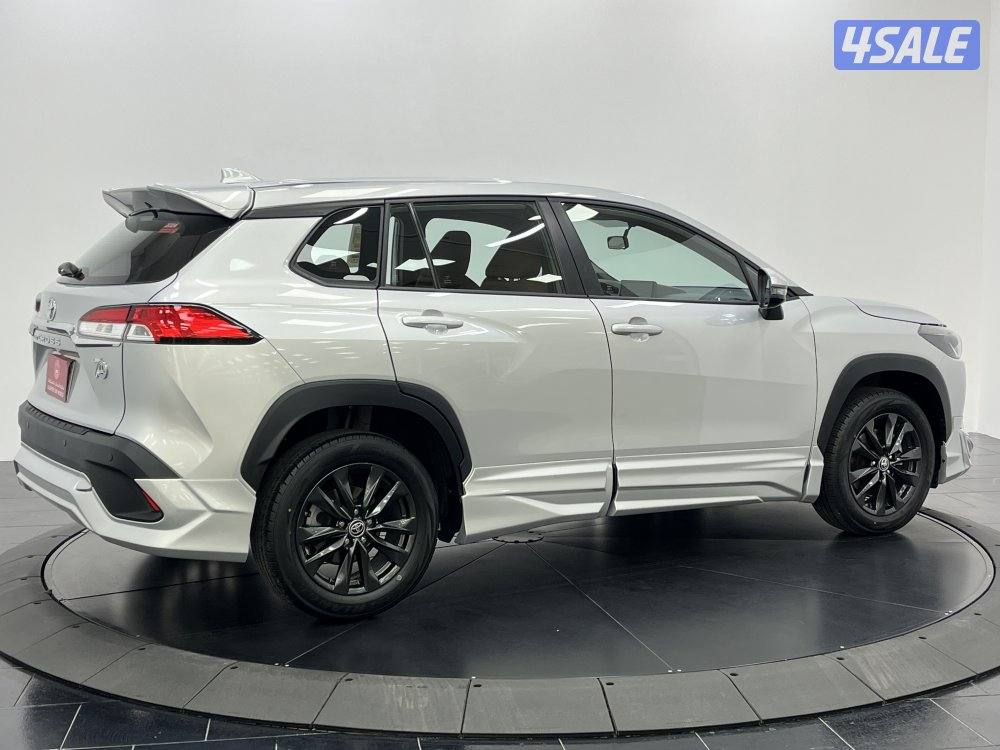 TOYOTA COROLLA CROS 24CSUV-PL LTD11