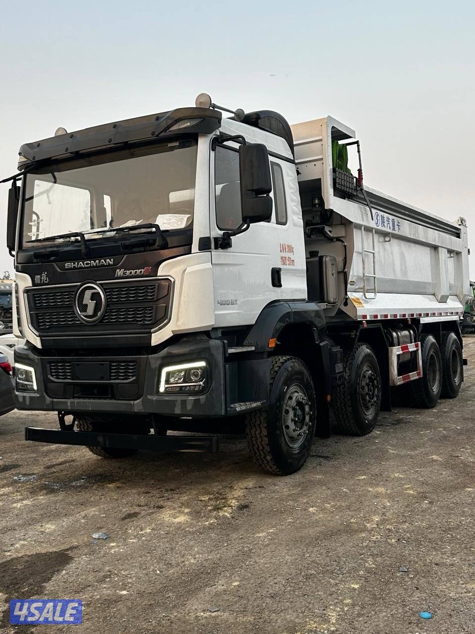 للبيع قلاب شاك مان3