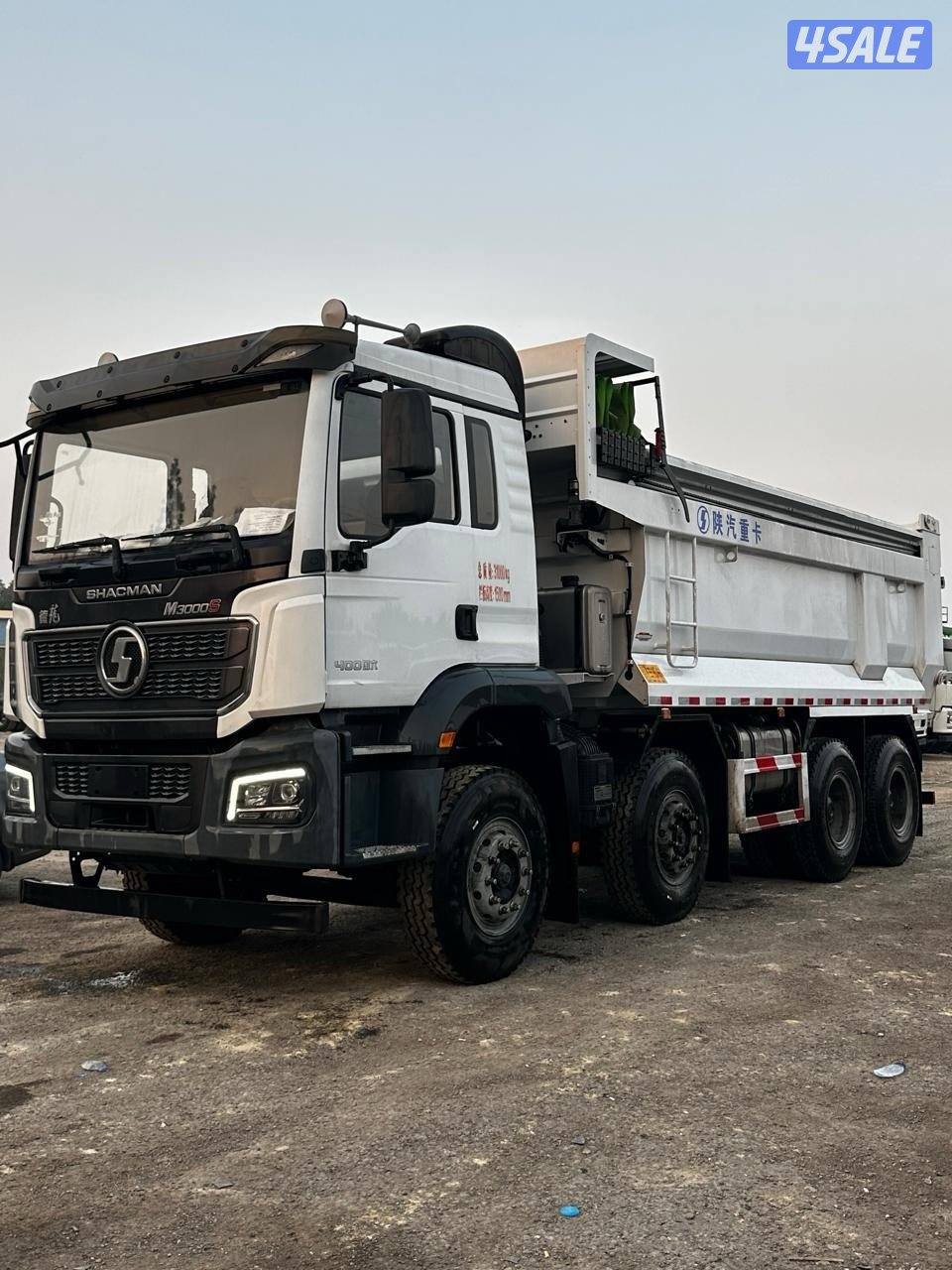 للبيع قلاب شاك مان4