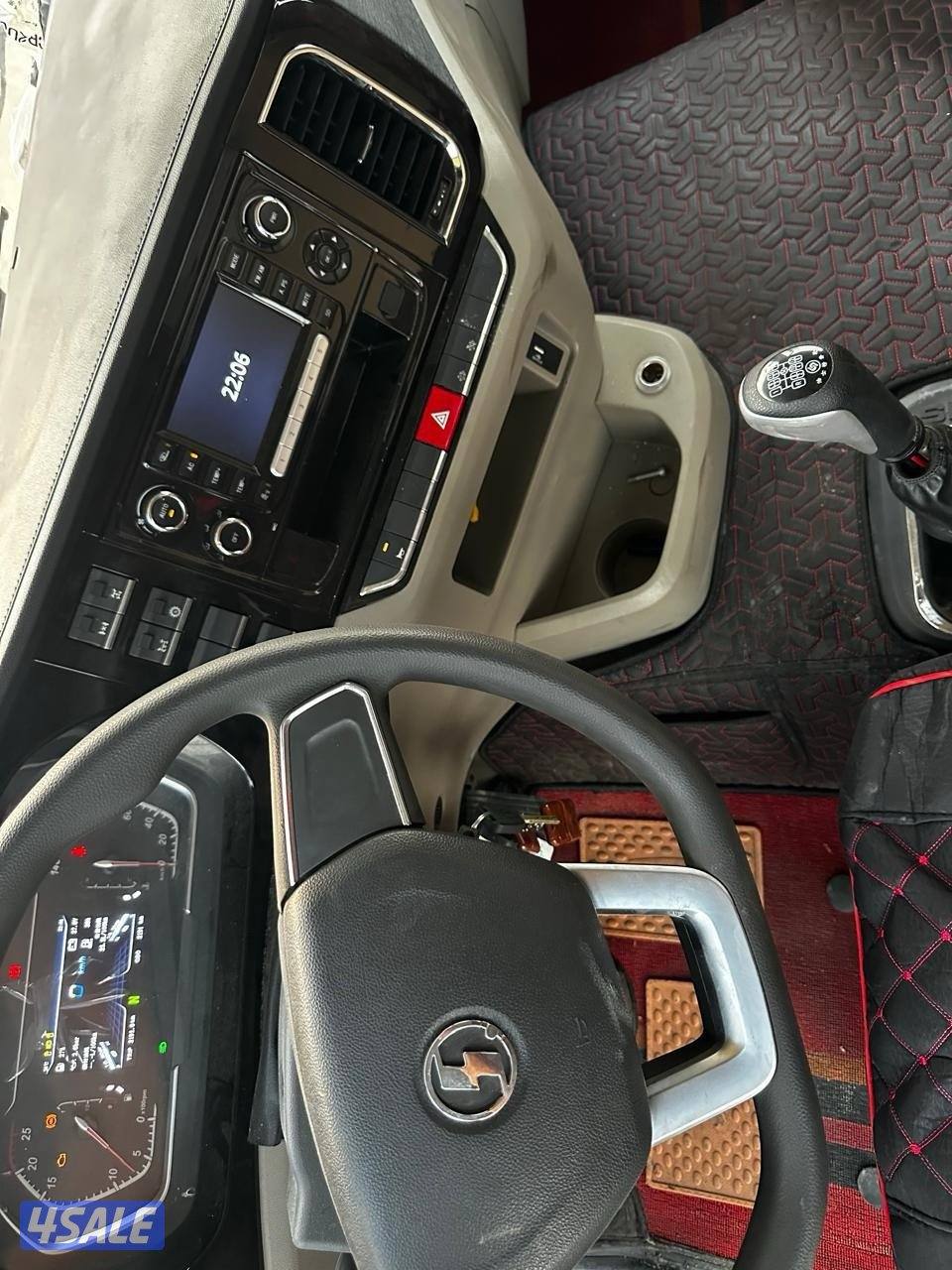 للبيع قلاب شاك مان10