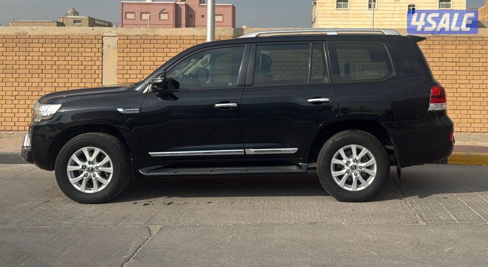 لاند كروزر GX.R V6 20212