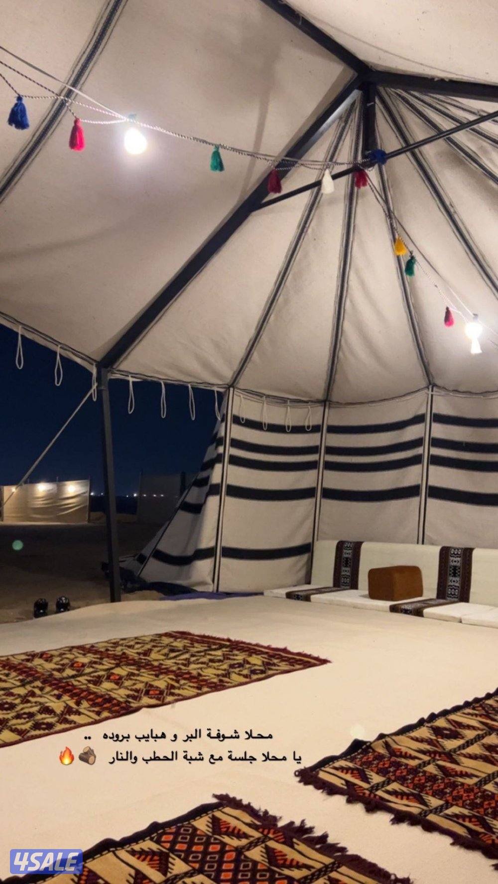 مخيم مكون من شاليه 17 متر مكون  من دوانيه 2 غرفه حمام مغاسل.  بيت شعر2