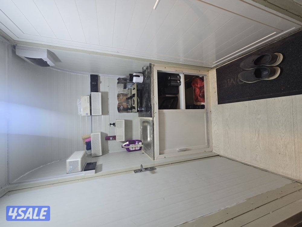 كرفان اماراتي 2024 اول للبدل مع وانيت2