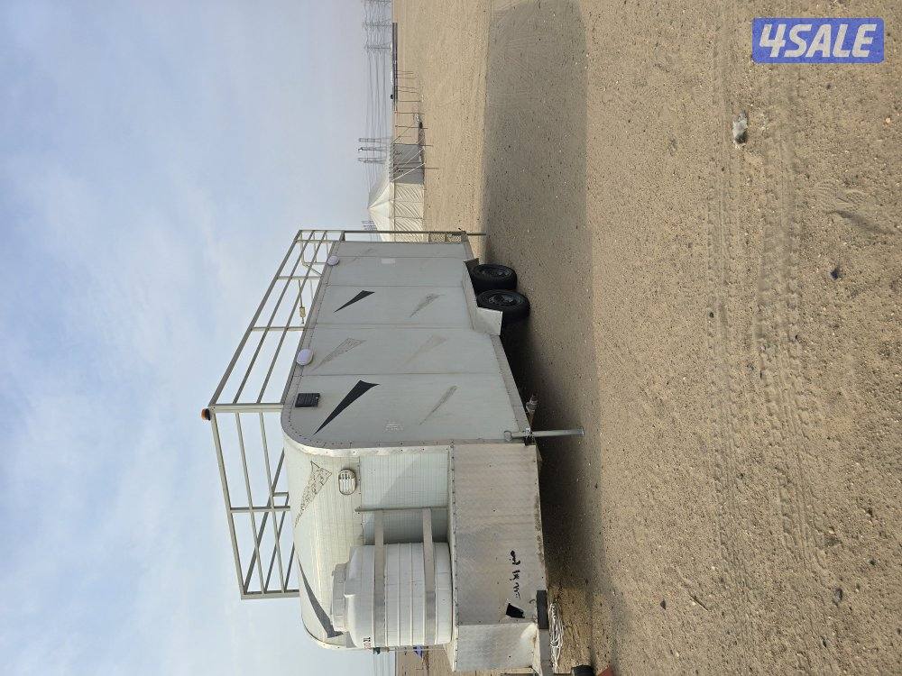 كرفان اماراتي 2024 اول للبدل مع وانيت7