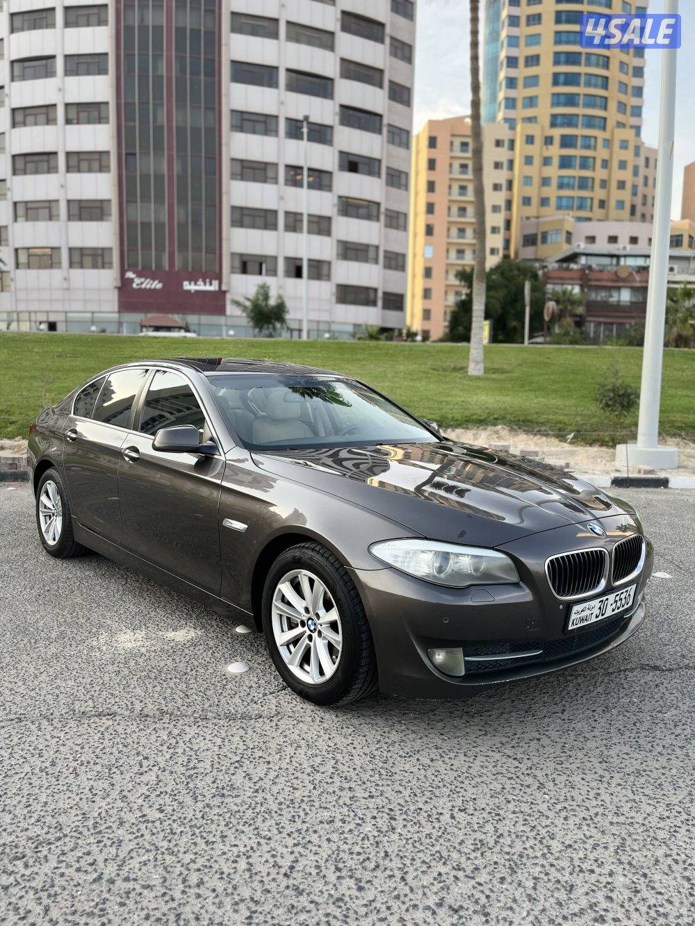 بي ام 530i موديل 2013 صبغ وكاله كامل المواصفات مفتاحين وكاله شرط الفحص0