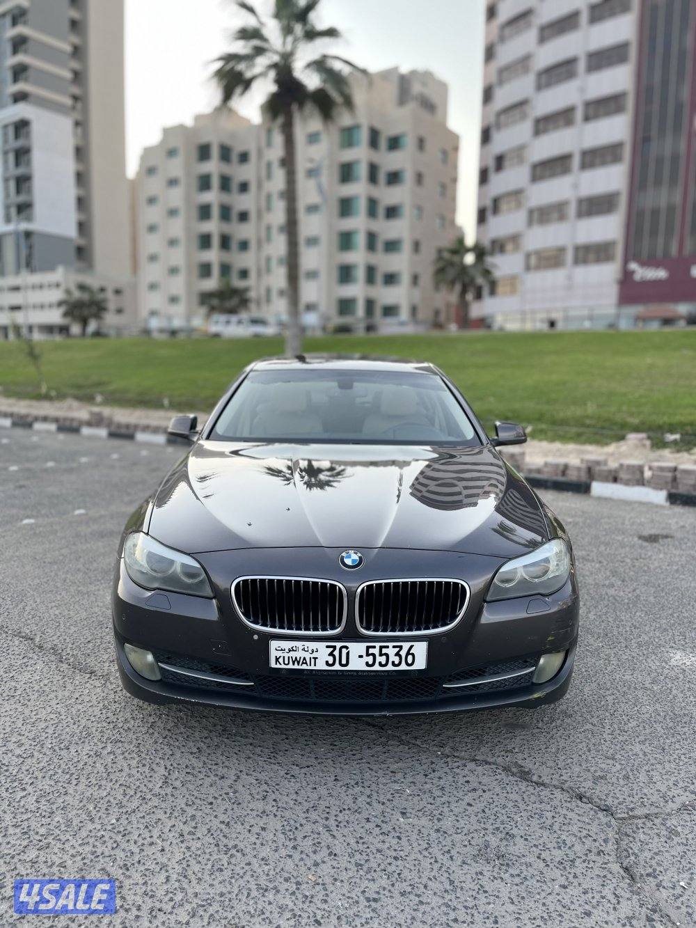 بي ام 530i موديل 2013 صبغ وكاله كامل المواصفات مفتاحين وكاله شرط الفحص1