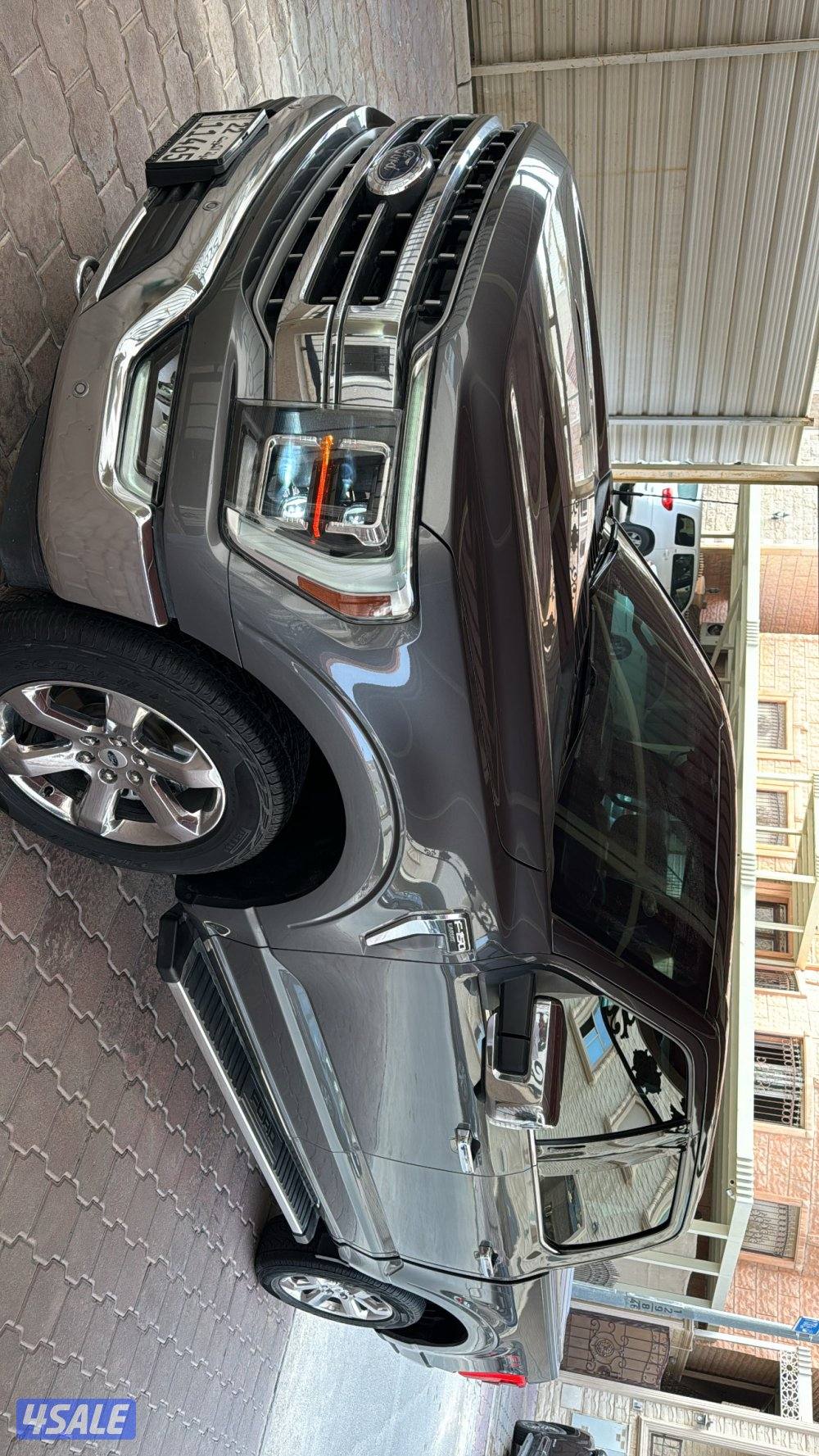 فورد لاريت0