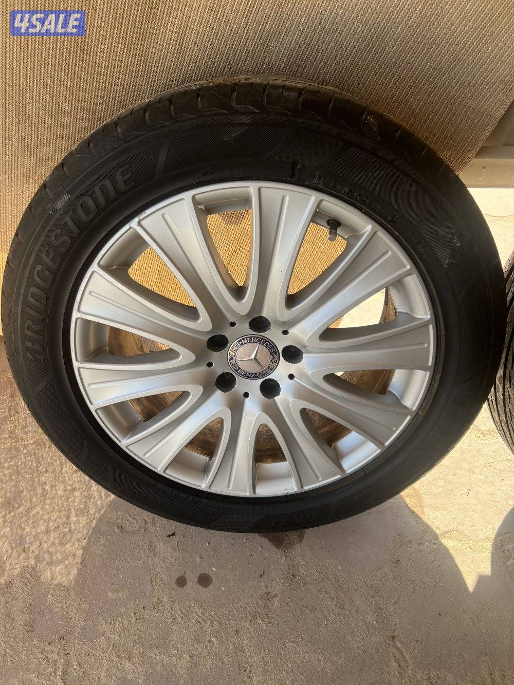 اربع رنقات مرسيدس مقاس 18 استعمال اليابان شرط سليمه من الرجفه والمخرطه0