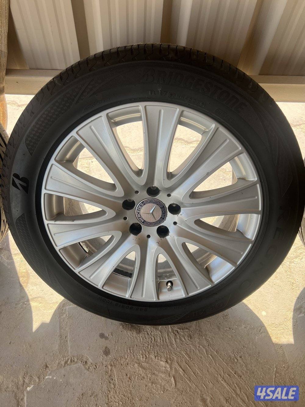 اربع رنقات مرسيدس مقاس 18 استعمال اليابان شرط سليمه من الرجفه والمخرطه3