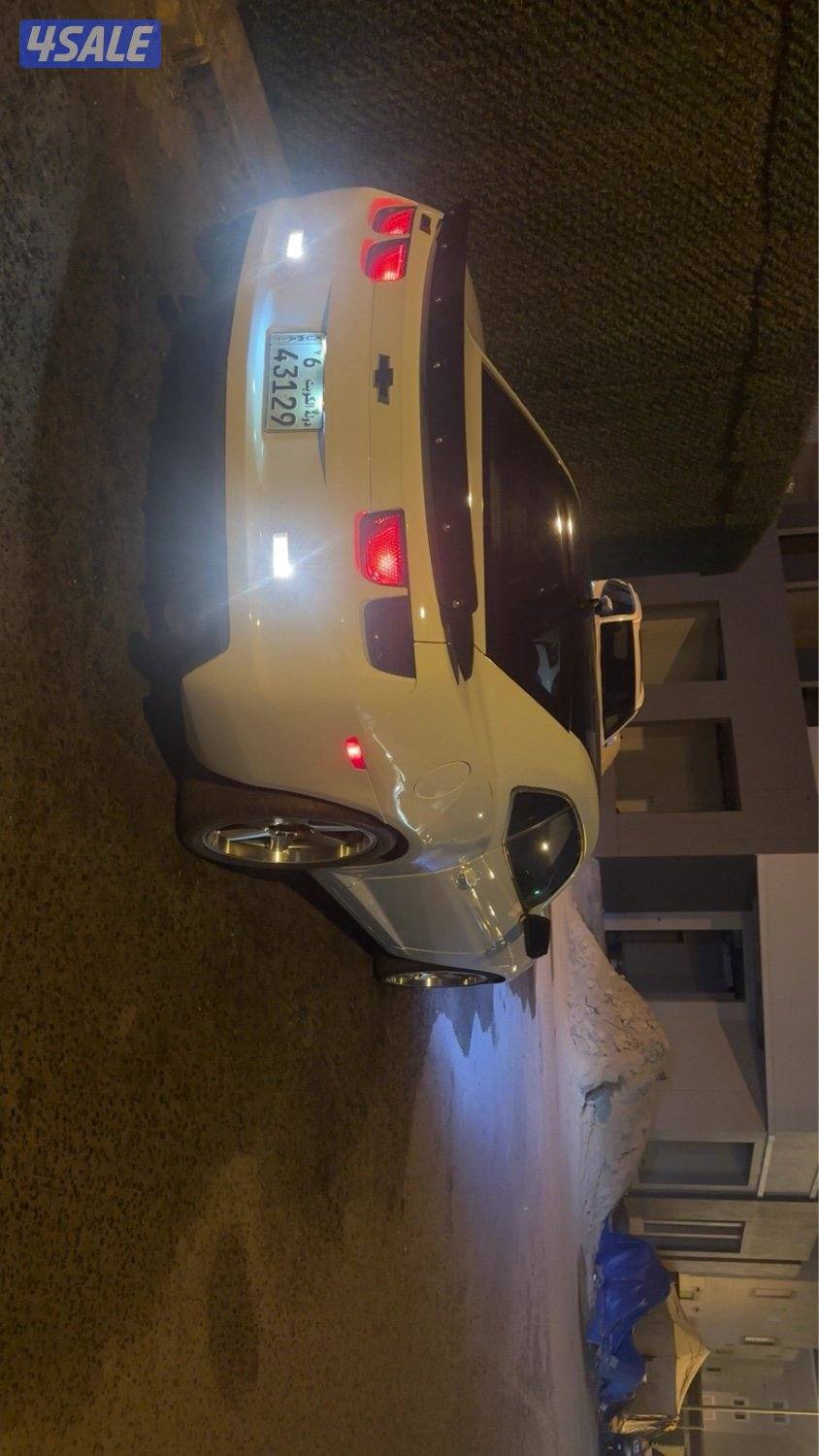 للبيع كمارو ٢٠١٠ عليه اغراض مجهز للموسم شرط الفحص فقط ضربة مطب2