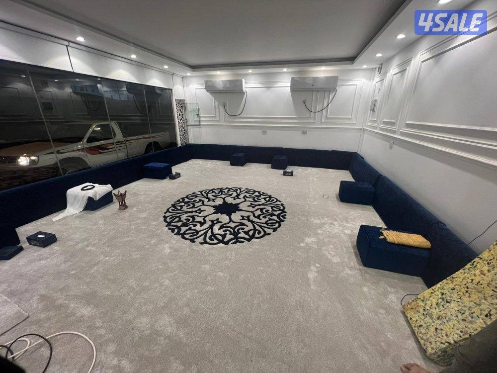 تفصال سجاد حفر حسب الطلب
تصميم وتنجيد جميع انواع الديوانيات
تفصال جميع3