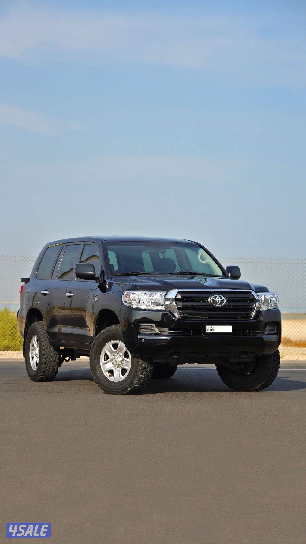 لاندكروزر ستاندر1