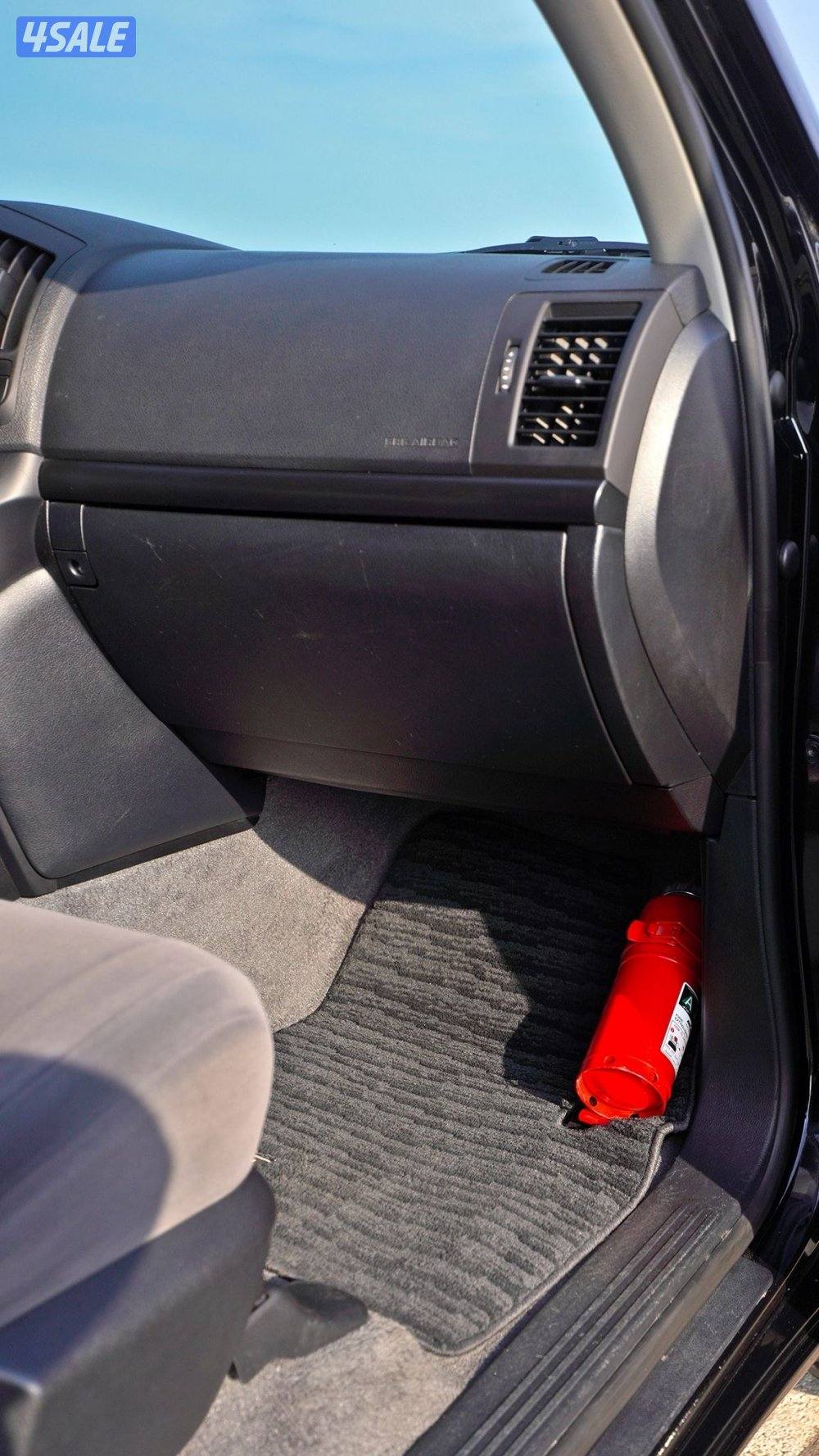 لاندكروزر ستاندر12