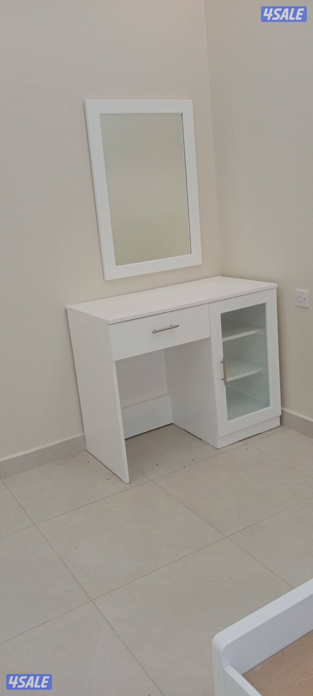 ر في الكويت نقوم بتركيب وتصليحالأبواب والدواليب بجودة عالية وخدمةسريعة12