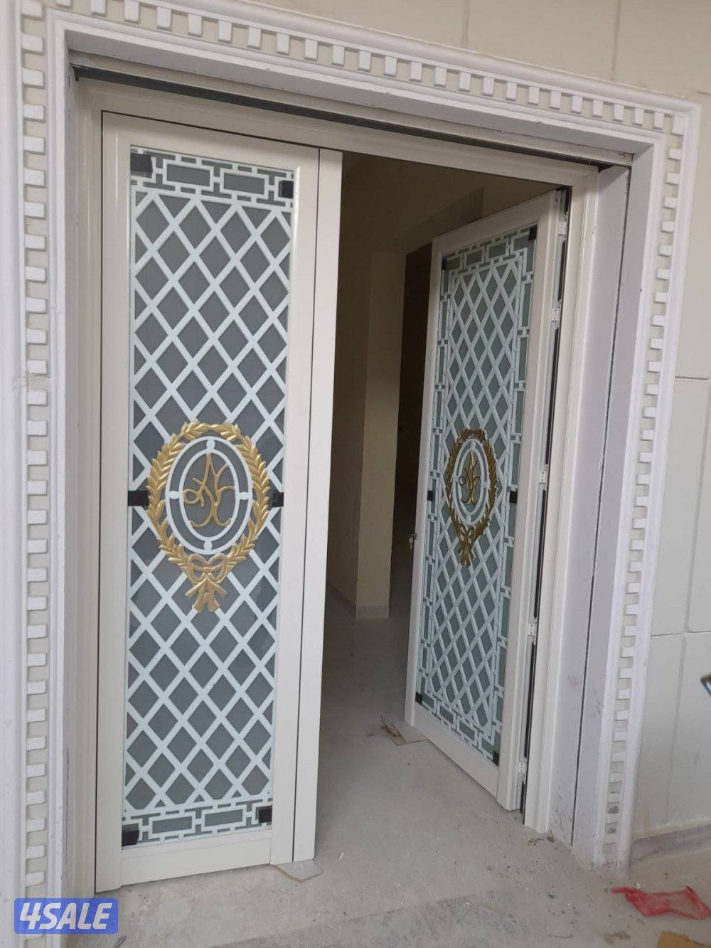 فني المنيوم باكستاني6