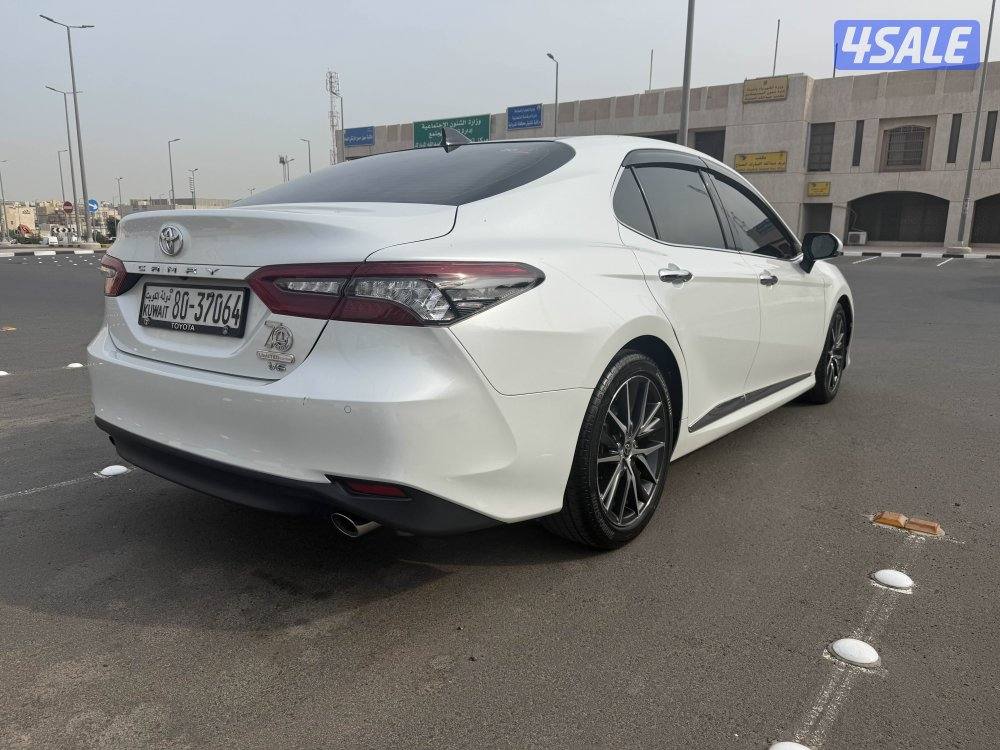 للبيع كامري ٦سلندر ٢٠٢٤4