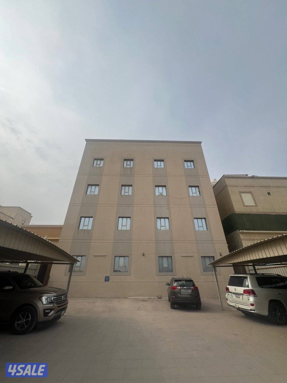 للايجار شقه بالصباحيه ارضيه مقابل المنقف قطعه10