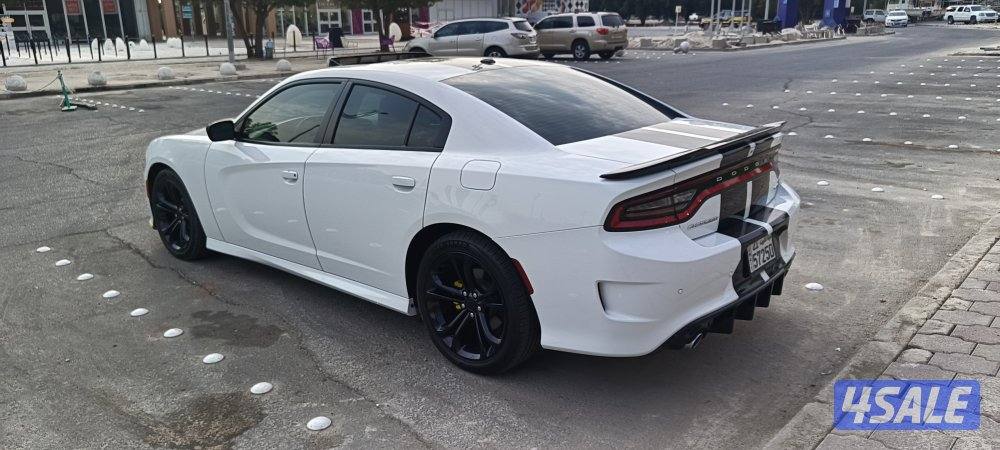 CHARGER GT,super clean,day use,full options,perfect driving experience3