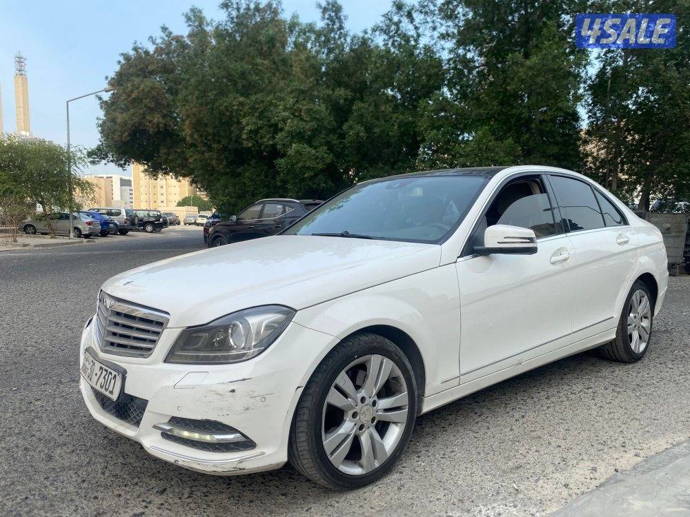 للبيع مرسيدس C300 عداد 2710