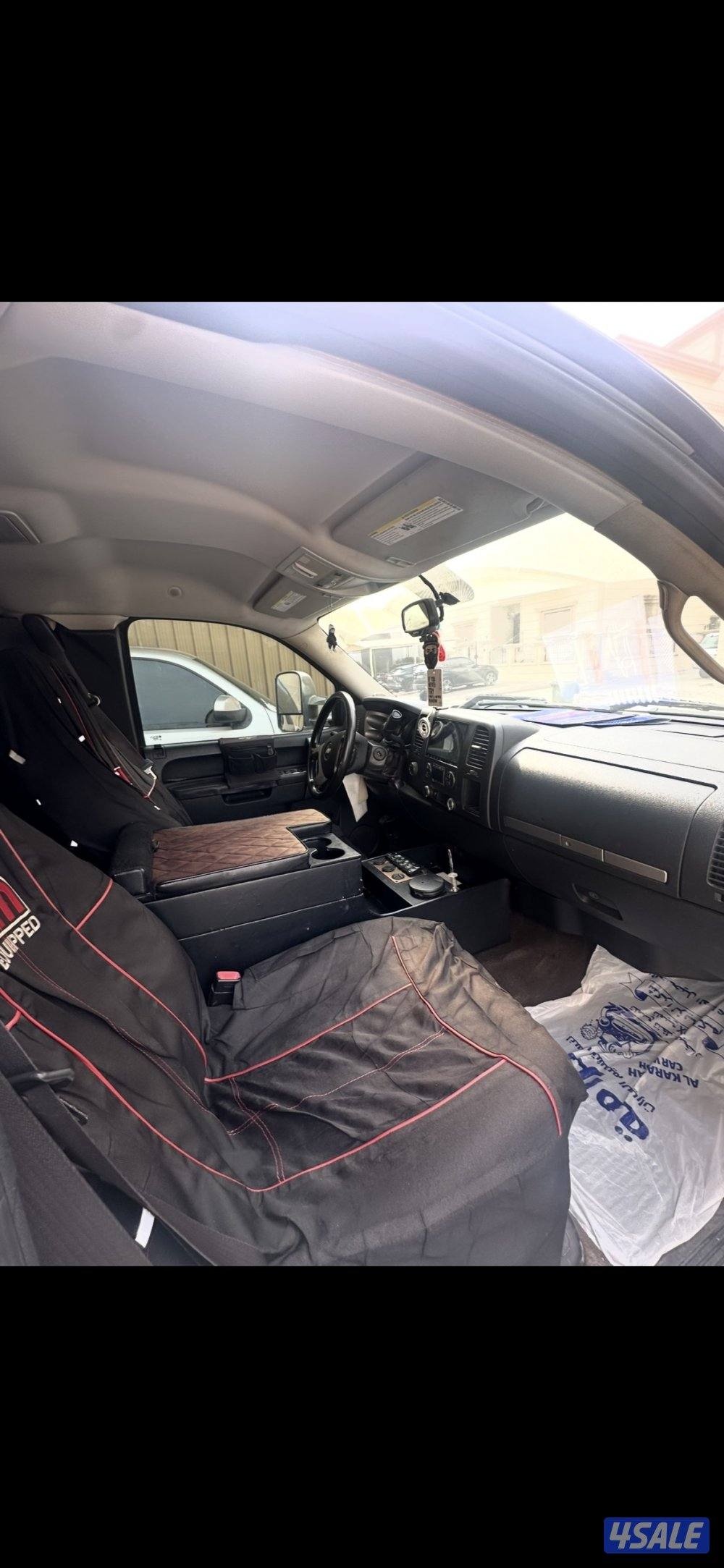 لبيع   دبل قير شرط الفحص وعليه اضافات1